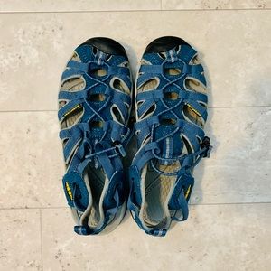 Keen water sandals, women size 6.5